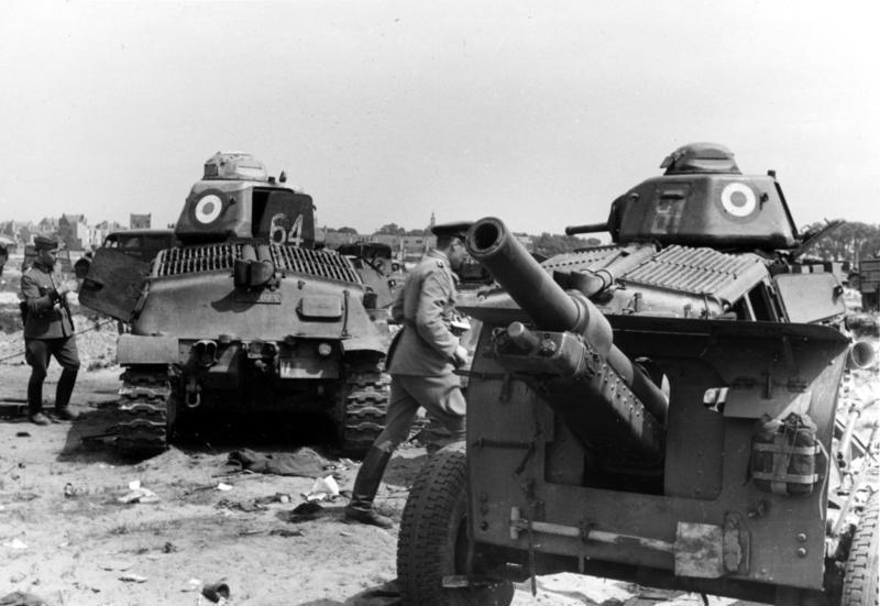 French Somua S35 Tanks near Dunkirk, 1940