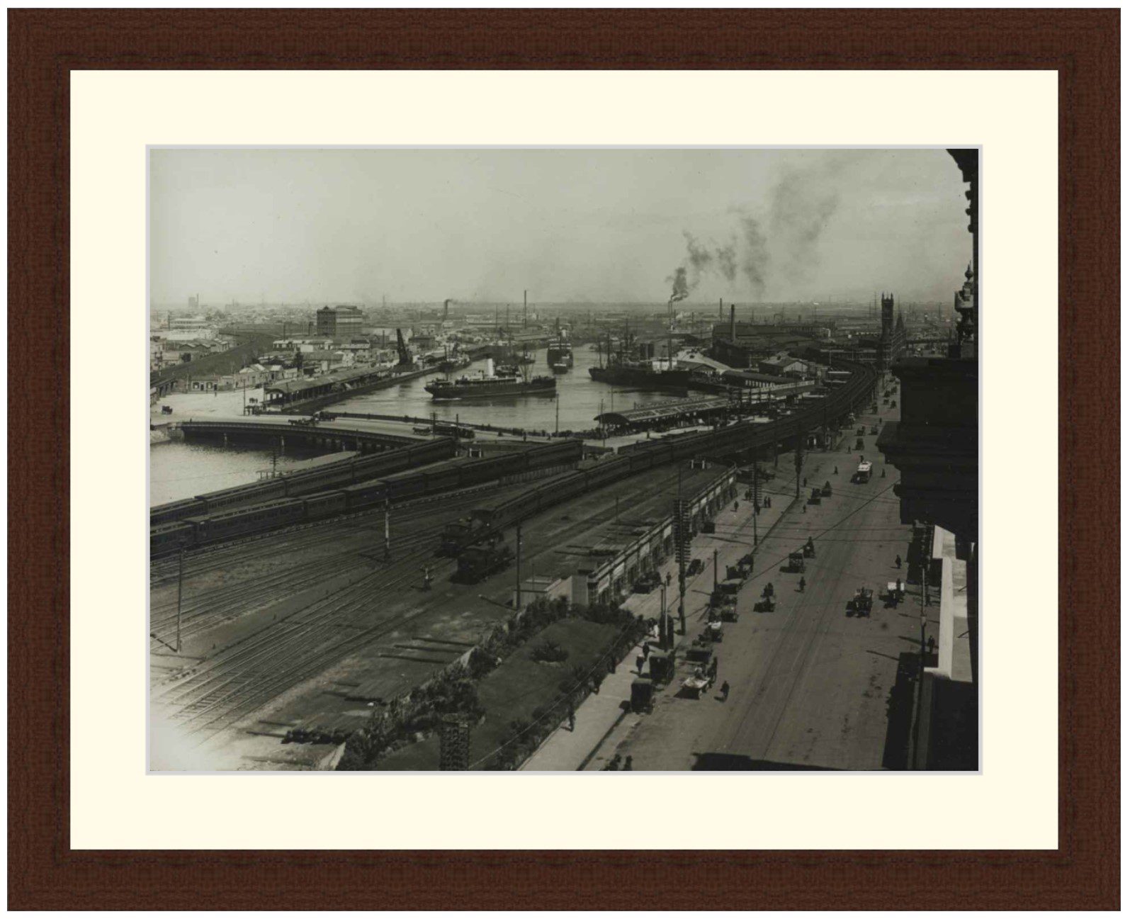 Flinders St, Queen St Bridge, Melbourne, 1920's Historical Photo - Framed Print - Image 3