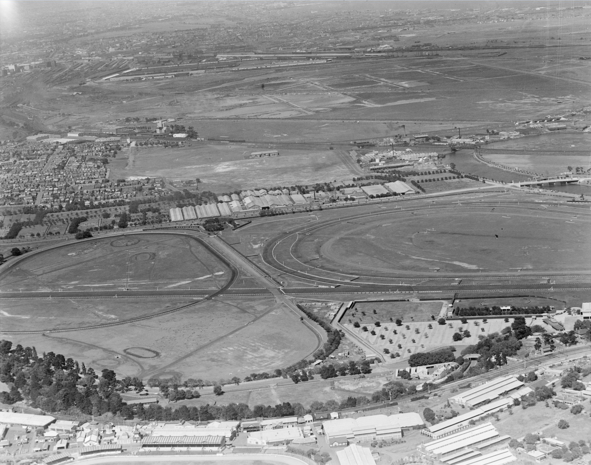Flemington Racecourse, 1938 - Framed Print - Image 5