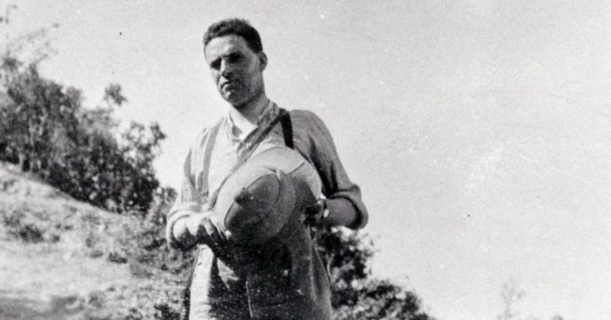 AUTHOR OF THE ANZAC LEGEND: KEITH MURDOCH IN THE FIRST WORLD WAR